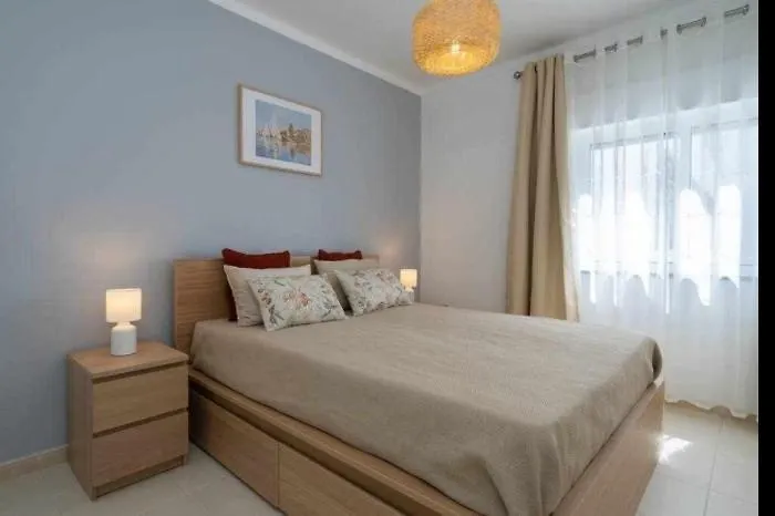 Mello Apartamento Renovado, Praia De Quarteira Apartment